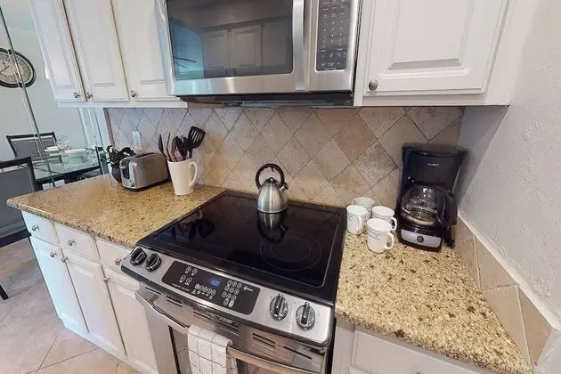 Daire (White Sands & Seashells, 1 BR 2nd Fl.)