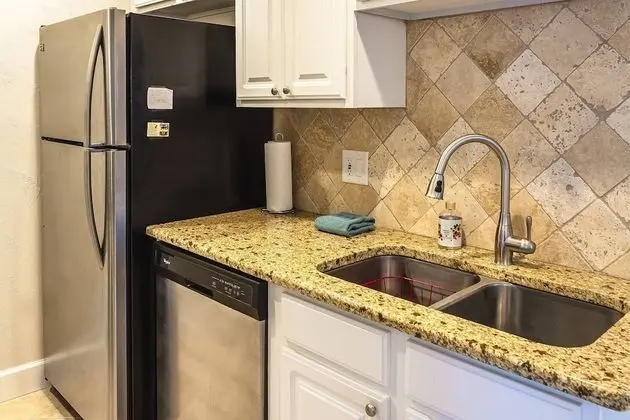 Daire (White Sands & Seashells, 1 BR 2nd Fl.)