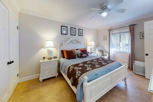 Daire (White Sands & Seashells, 1 BR 2nd Fl.)