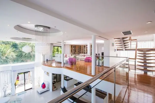 4-Bedroom Villa with Private Pool