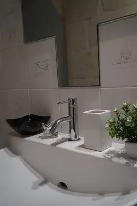 Basic Tek Büyük Yataklı Oda