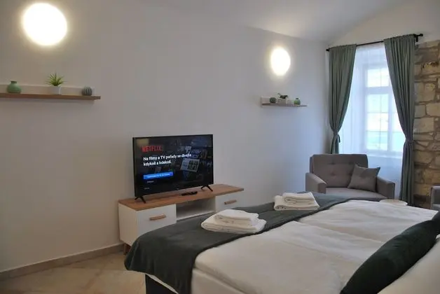 City Apart Daire, 1 En Büyük (King) Boy Yatak ve Çekyat, Teras, Zemin Kat