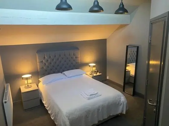 Basic Apart Daire, Banyolu/Duşlu (Attic Room)