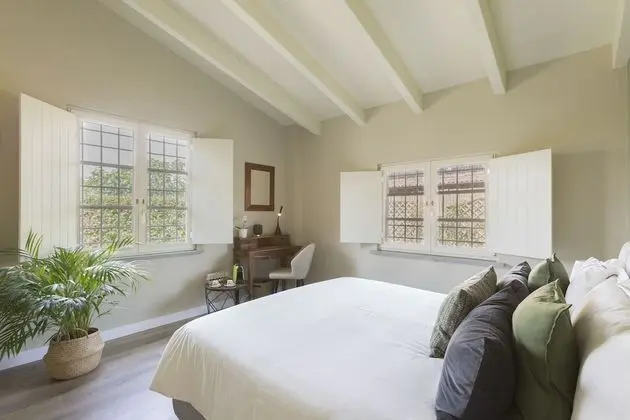 Family Tek Büyük Yataklı Oda