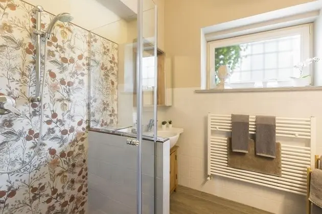 Family Tek Büyük Yataklı Oda