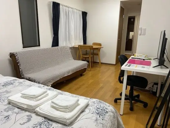 City Tek Büyük Yataklı Oda
