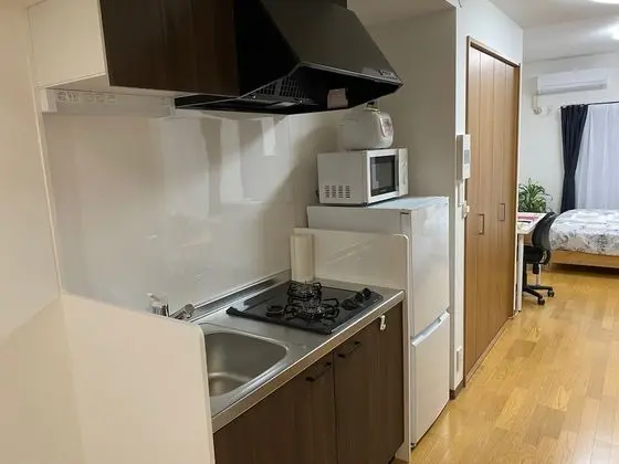 City Tek Büyük Yataklı Oda