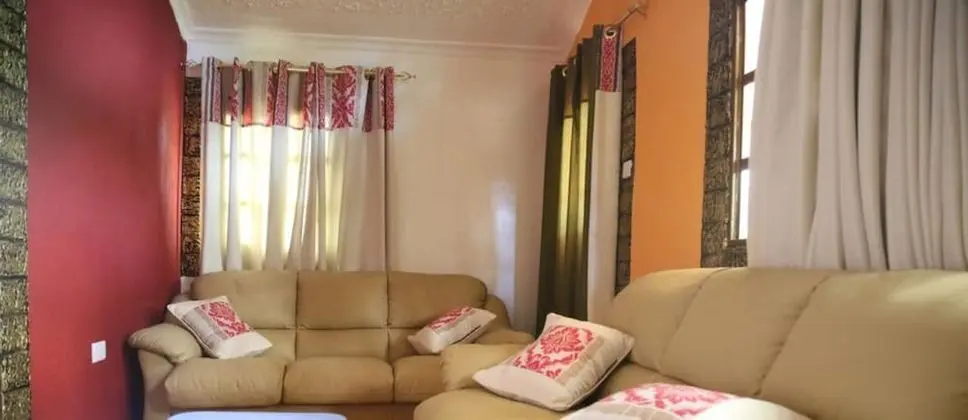 Kır Evi, 1 Çift Kişilik Yatak ve Çekyat