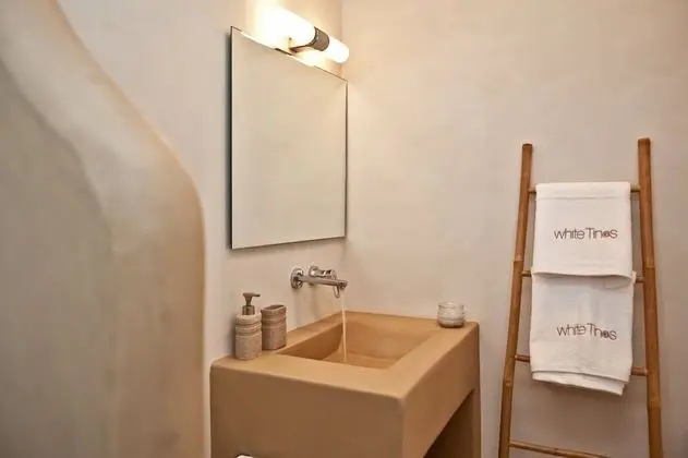 Süit (Akathi)