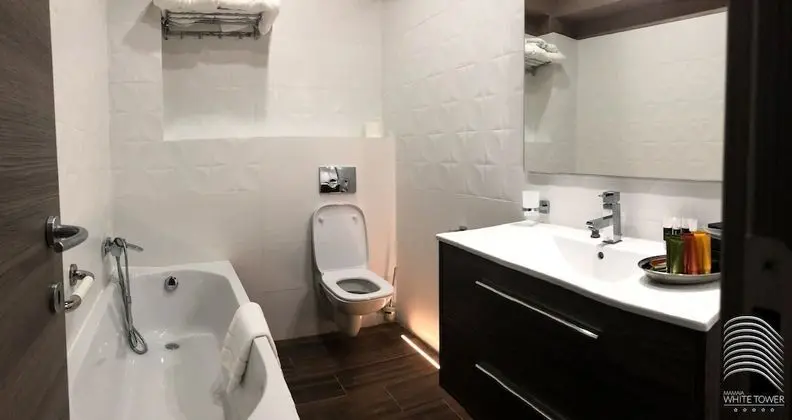 Senior Apart Daire, 2 Yatak Odası, Kısmi Deniz Manzaralı