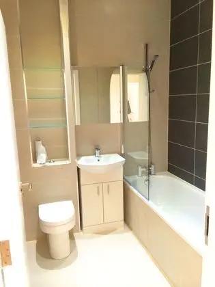 Standard Tek Büyük Yataklı Oda, Ortak Banyo