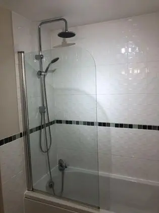 Basic Apart Daire, Banyolu/Duşlu, Nehir Manzaralı (Penthouse 27 Skipper Way)