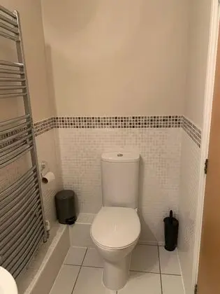 Basic Apart Daire, Banyolu/Duşlu, Nehir Manzaralı (Penthouse 27 Skipper Way)