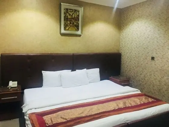 Business Room