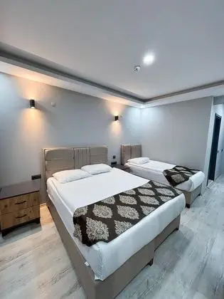 Triple, Şehir Manzaralı