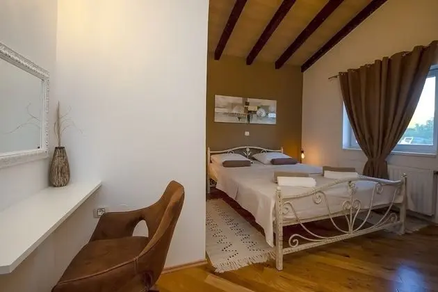 Villa (Three Bedroom Villa with Swimming poo)