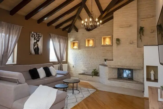 Villa (Three Bedroom Villa with Swimming poo)