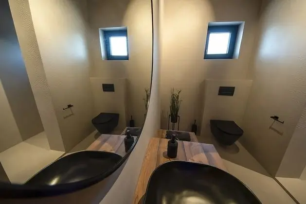 Villa (Three Bedroom Villa with Swimming poo)