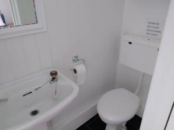 Tek Büyük Yataklı Oda, Banyolu/Duşlu, Zemin Kat (Room 10)