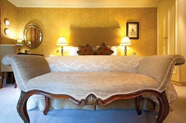 Luxury Tek Büyük Yataklı Oda