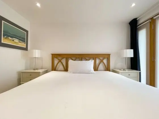 Luxury Kulübe, 1 En Büyük (King) Boy Yatak, Sigara İçilmez, Mutfak
