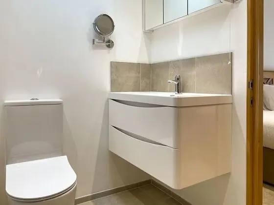 Luxury Kulübe, 1 En Büyük (King) Boy Yatak, Sigara İçilmez, Mutfak