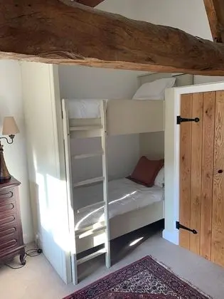 Deluxe Kulübe, Banyolu/Duşlu (The Barn )