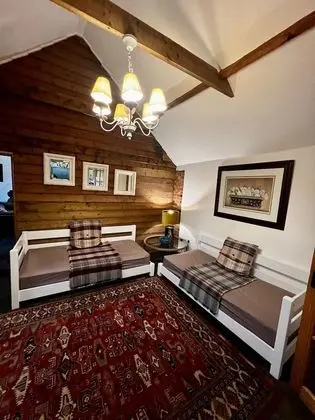 Deluxe Kulübe, Banyolu/Duşlu (The Barn )