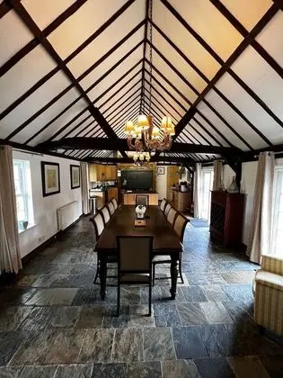 Deluxe Kulübe, Banyolu/Duşlu (The Barn )