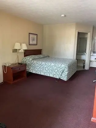 Comfort Büyük Yataklı Tek Kişilik Oda