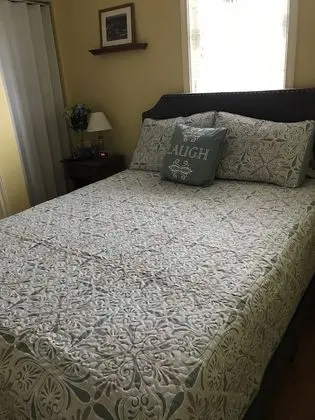Standard Oda, 1 Büyük (Queen) Boy Yatak, Sigara İçilmez