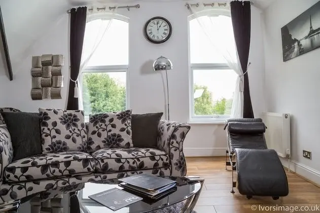 Apart Daire, Banyolu/Duşlu (Top floor)
