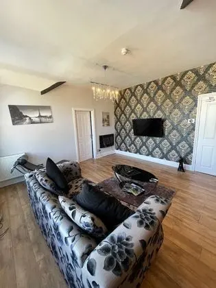 Apart Daire, Banyolu/Duşlu (Top floor)