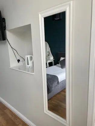 İki Ayrı Yataklı Oda, Banyolu/Duşlu
