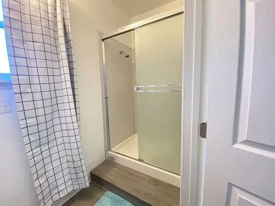Comfort Büyük Yataklı Tek Kişilik Oda