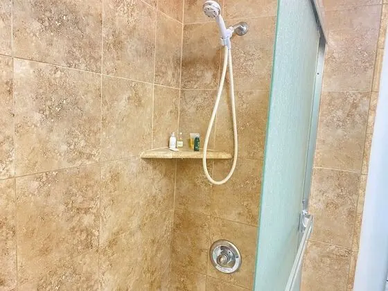 Comfort Büyük Yataklı Tek Kişilik Oda