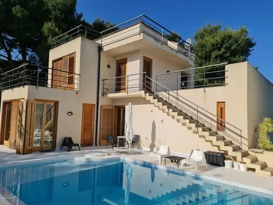 Villa, 5 Yatak Odası, Engellilere Uygun, Sigara İçilebilir