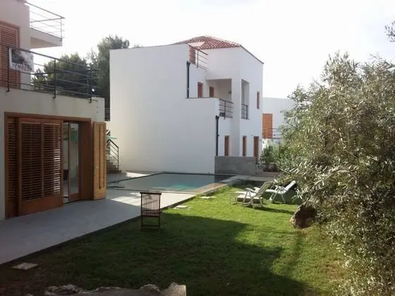 Villa, 5 Yatak Odası, Engellilere Uygun, Sigara İçilebilir