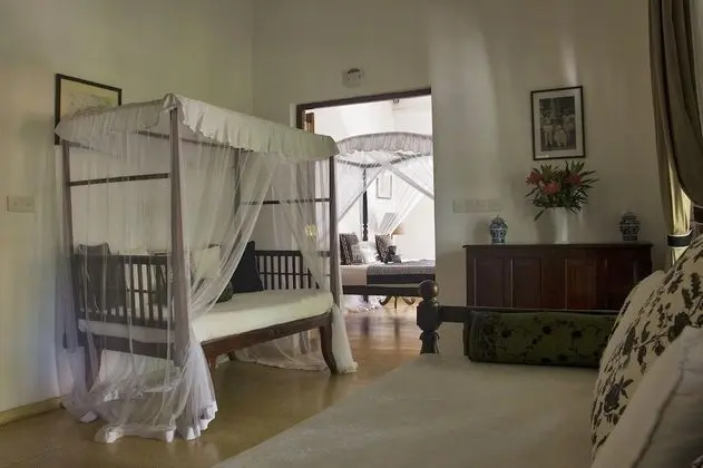 Main House Suite Room 1
