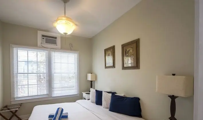 Villa, 1 King Bed with Sofabed, Kitchen at Wicker House, 913 Duval Street