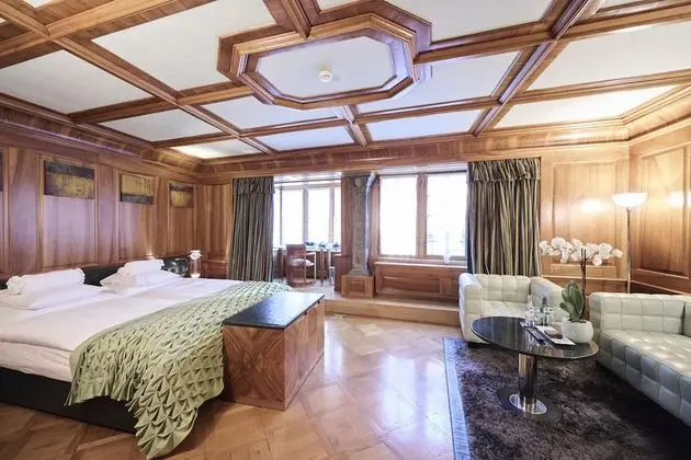Historic Junior Suite