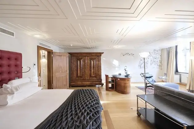Historic Junior Suite