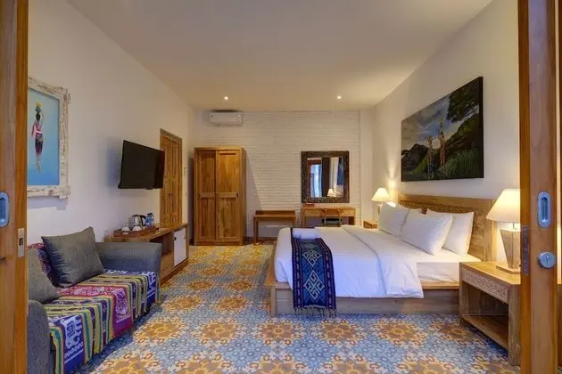 Deluxe Tek Büyük Yataklı Oda