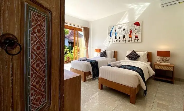 Superior Tek Büyük veya İki Ayrı Yataklı Oda