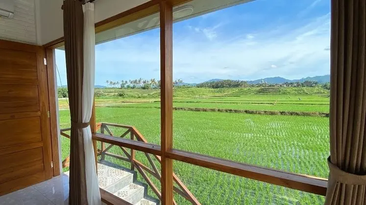 Superior Tek Büyük veya İki Ayrı Yataklı Oda