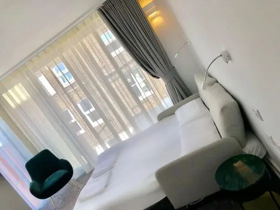 Stüdyo, Banyolu/Duşlu