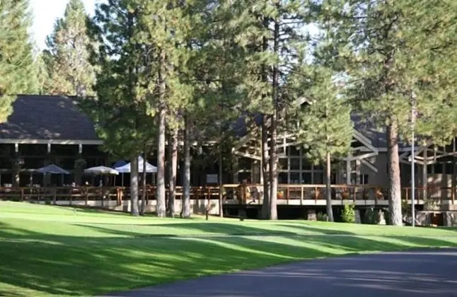 Sıra Ev, Birden Çok Yatak (Widgi Creek Golf Course 18th Fairway )