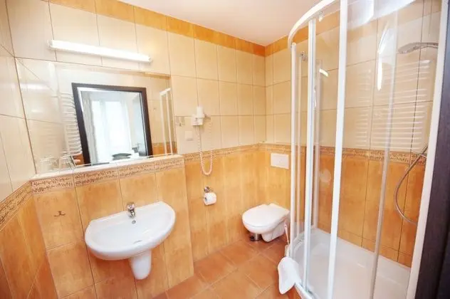 Tek Büyük Yataklı Oda, Balkon