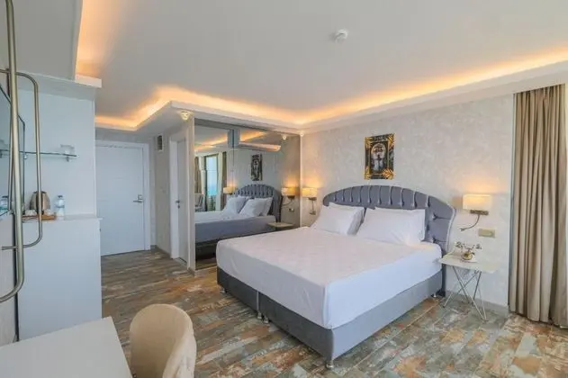 Standart Oda, Deniz Manzaralı, Balkonlu