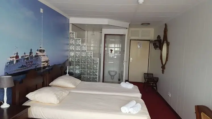 Comfort Tek Büyük Yataklı Oda